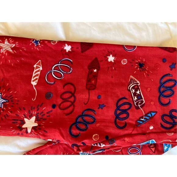 LuLaRoe Fourth of July/Americana One Size Leggings(D12) - Picture 2 of 4